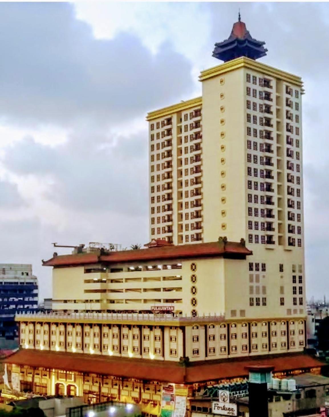 2Br Lucky Tower Residence Jakarta Old Town Top Floor Condo Extérieur photo