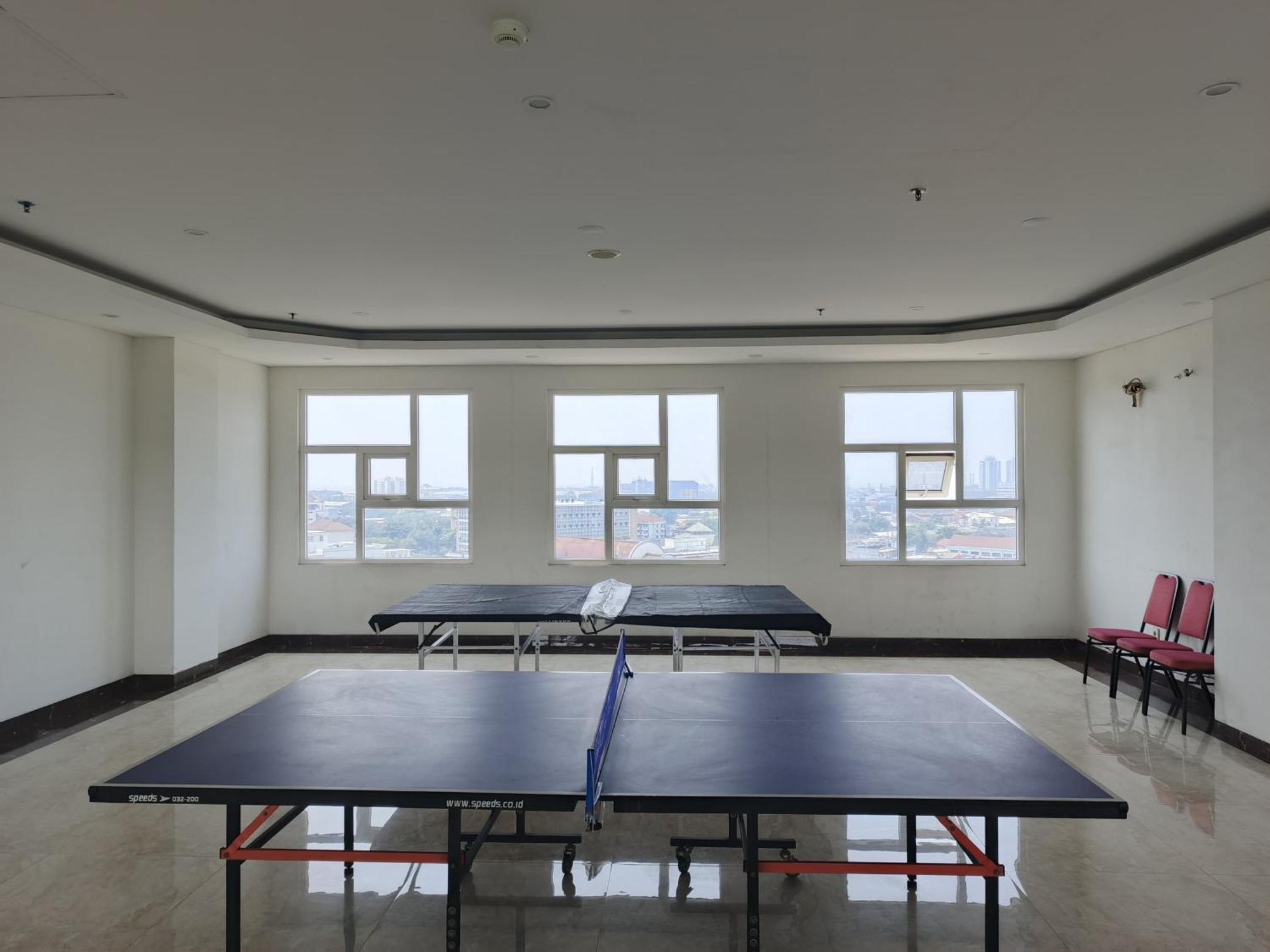 2Br Lucky Tower Residence Jakarta Old Town Top Floor Condo Extérieur photo