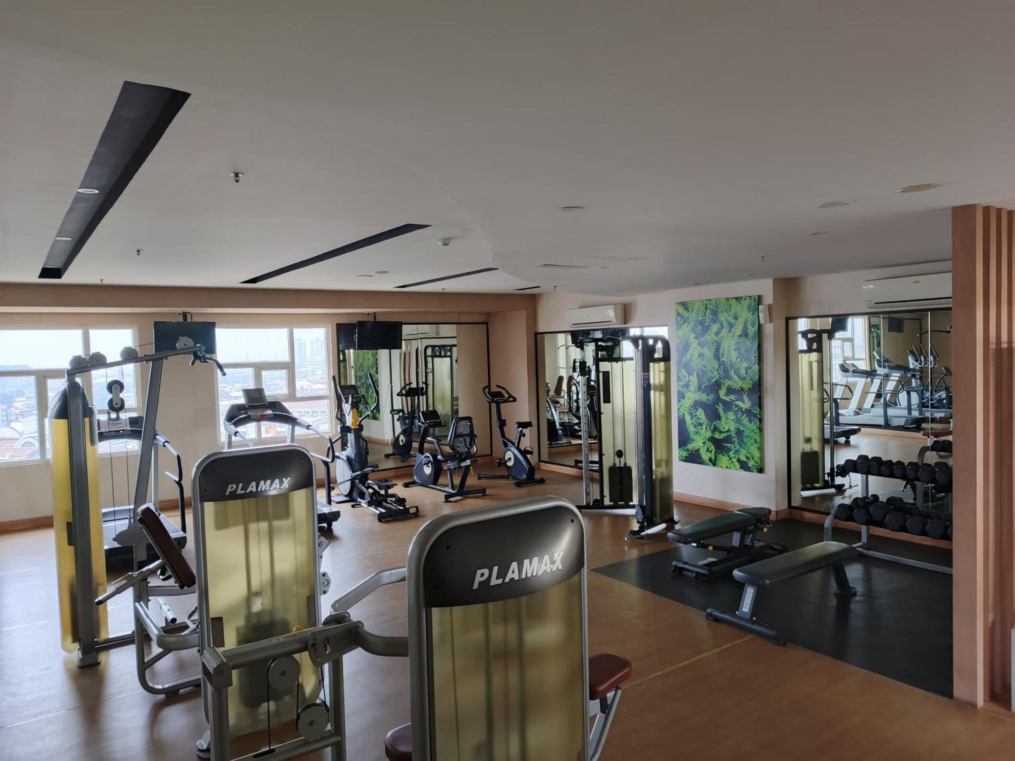 2Br Lucky Tower Residence Jakarta Old Town Top Floor Condo Extérieur photo