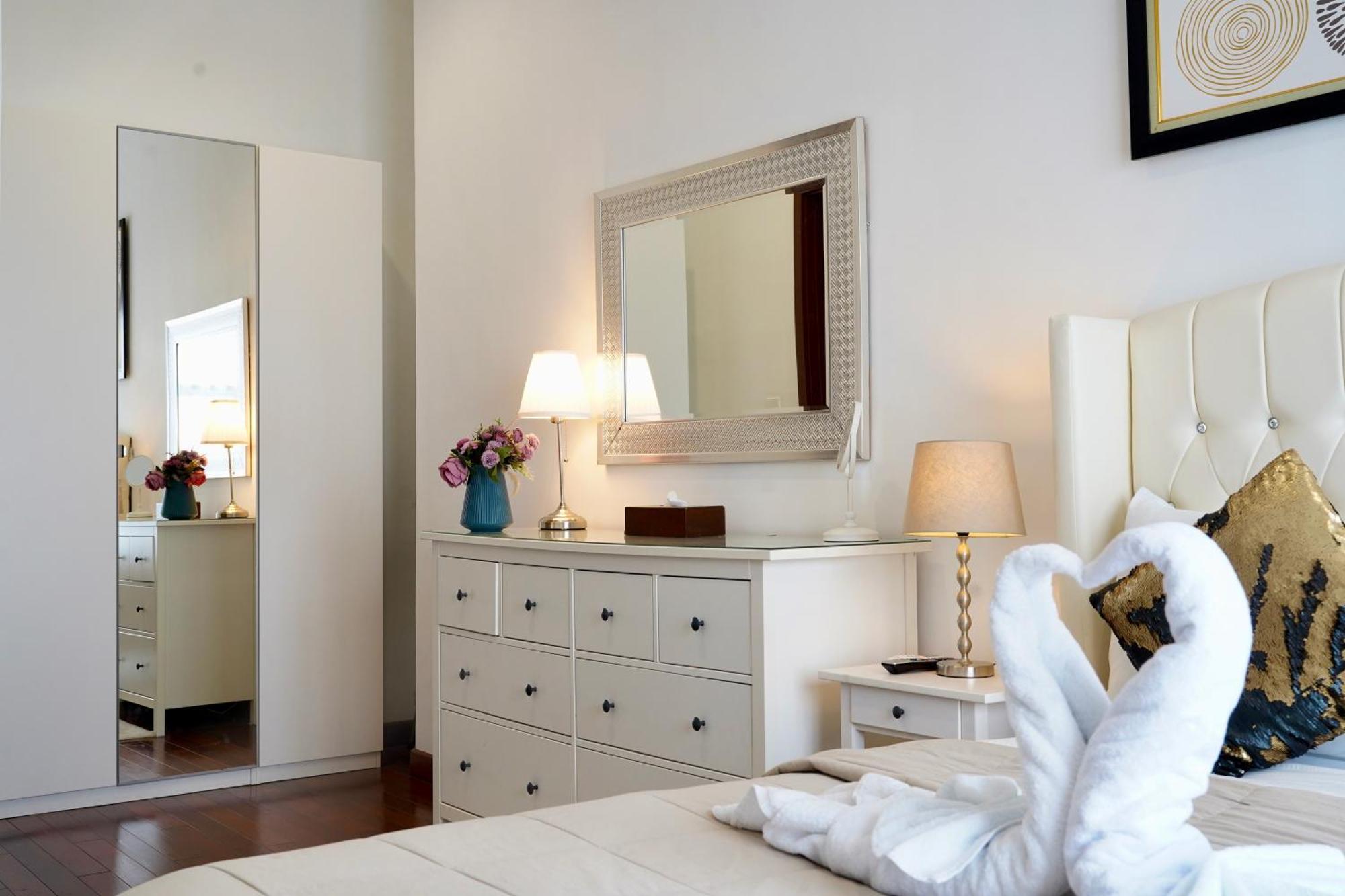 2Br Lucky Tower Residence Jakarta Old Town Top Floor Condo Extérieur photo