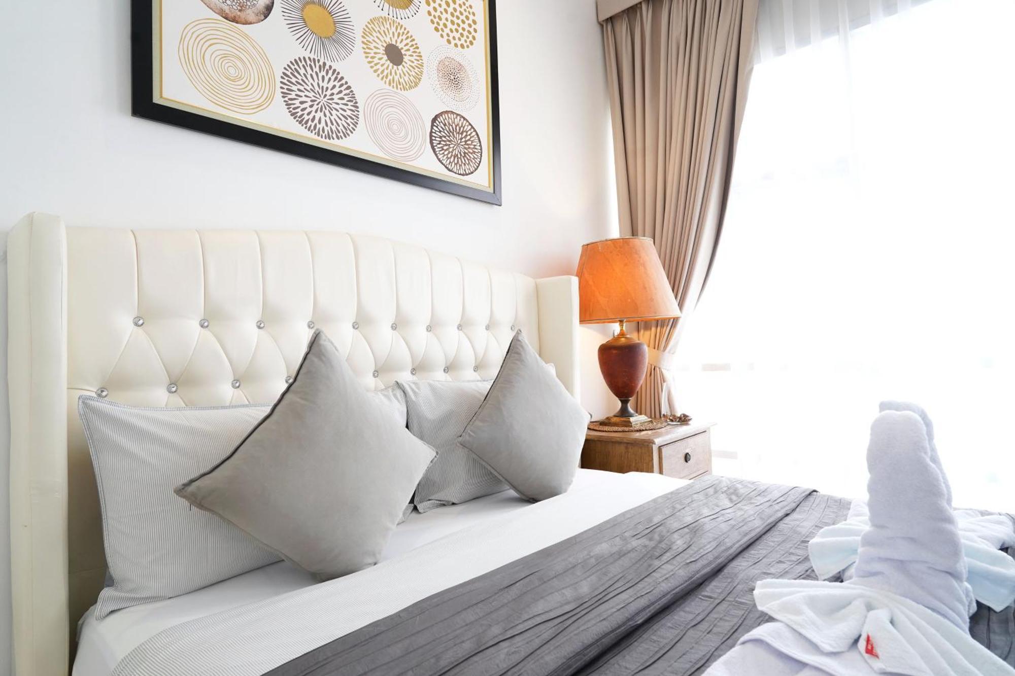 2Br Lucky Tower Residence Jakarta Old Town Top Floor Condo Extérieur photo