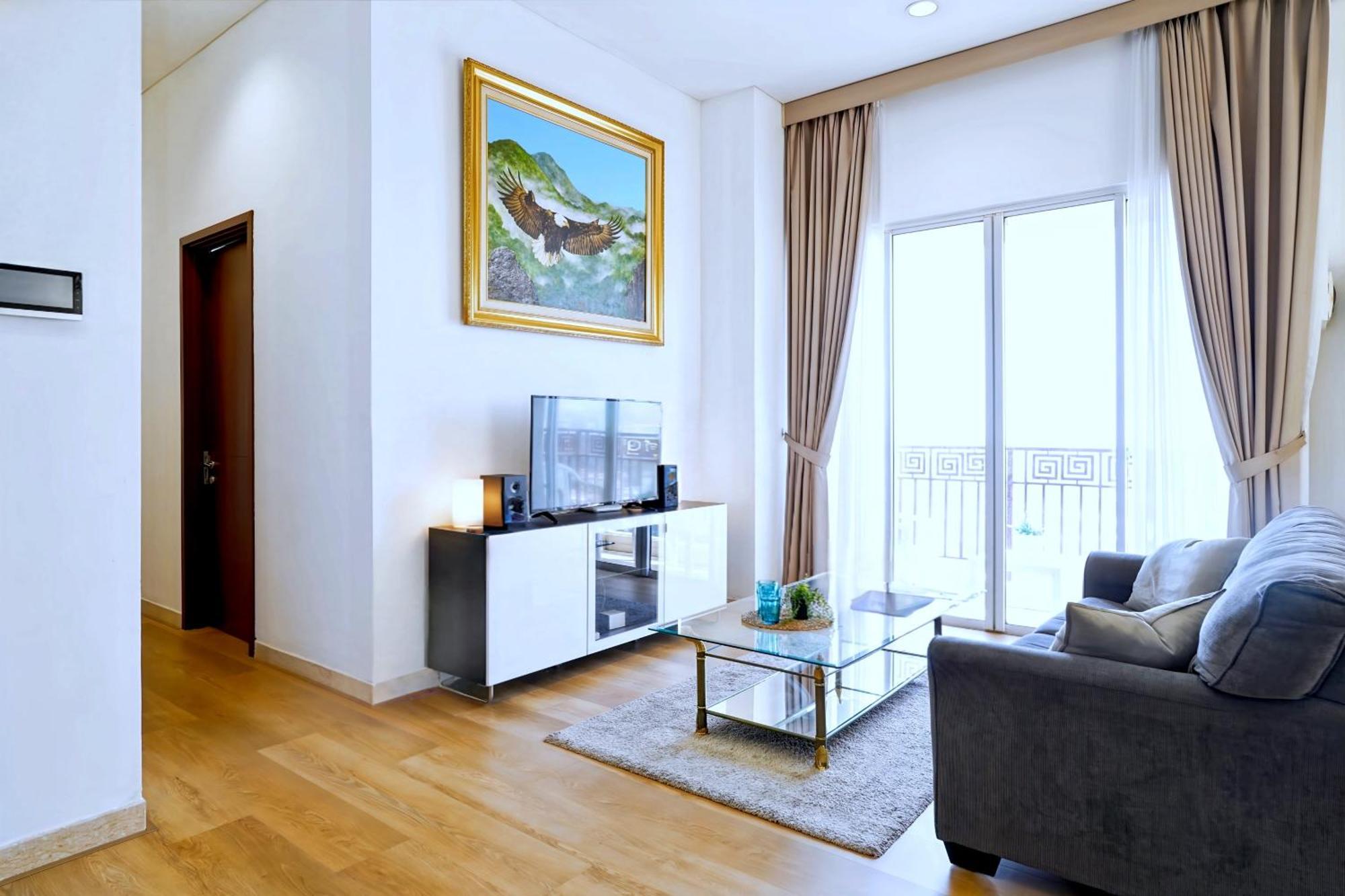 2Br Lucky Tower Residence Jakarta Old Town Top Floor Condo Extérieur photo
