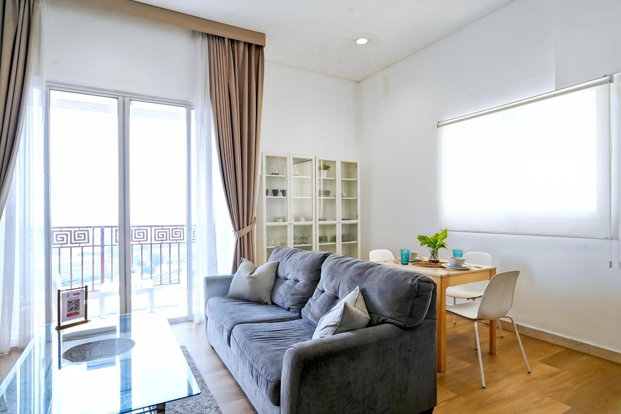 2Br Lucky Tower Residence Jakarta Old Town Top Floor Condo Extérieur photo