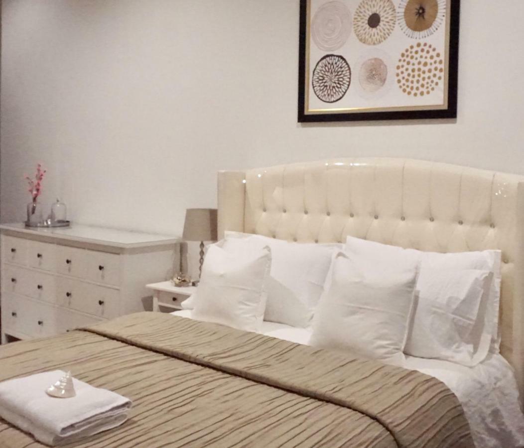 2Br Lucky Tower Residence Jakarta Old Town Top Floor Condo Extérieur photo